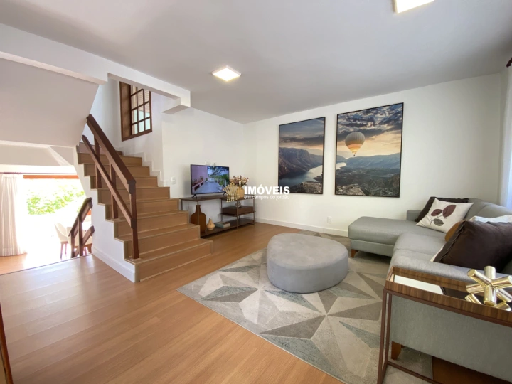 Casa Residencial para Venda - Campos do Jordão, Vila Porã - REF: ca0320 Imagem da galeria de fotos: Casa Residencial para Venda - Campos do Jordão, Vila Porã - REF: ca0320