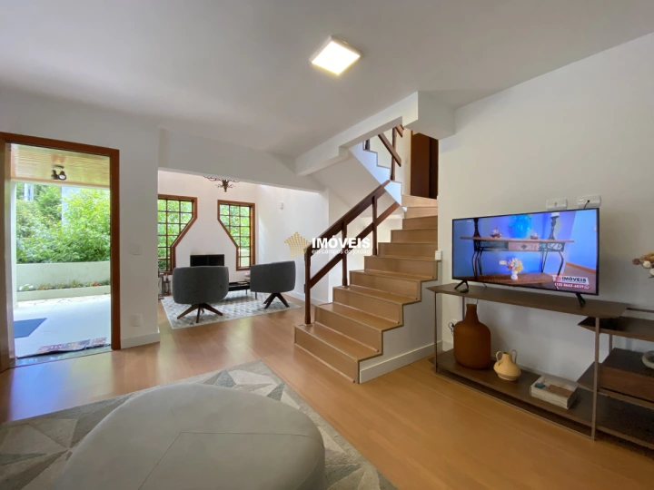 Casa Residencial para Venda - Campos do Jordão, Vila Porã - REF: ca0320 Imagem da galeria de fotos: Casa Residencial para Venda - Campos do Jordão, Vila Porã - REF: ca0320