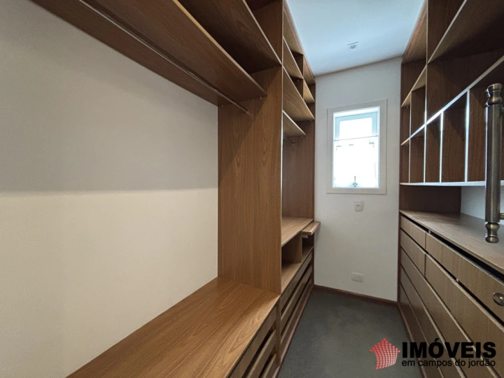 Casa Residencial para Venda - Campos do Jordão, Vale da Mantiqueira - REF: CA0317 Imagem da galeria de fotos: Casa Residencial para Venda - Campos do Jordão, Vale da Mantiqueira - REF: CA0317