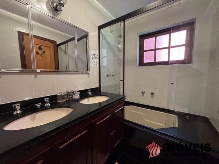 Imagem da galeria de fotos: Apartamento Residencial para Venda - Campos do Jordão, Vila Campos do Jordão - REF: AP0170