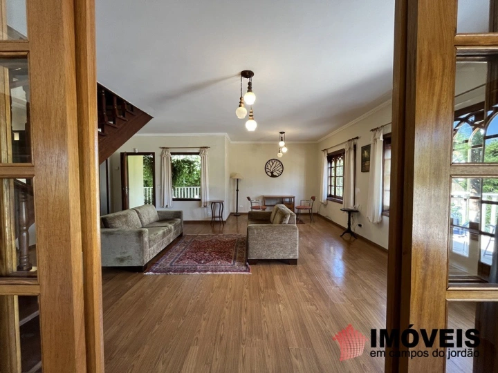 Casa Residencial para Venda - Campos do Jordão, Alto do Capivari - REF: 2362 Imagem da galeria de fotos: Casa Residencial para Venda - Campos do Jordão, Alto do Capivari - REF: 2362