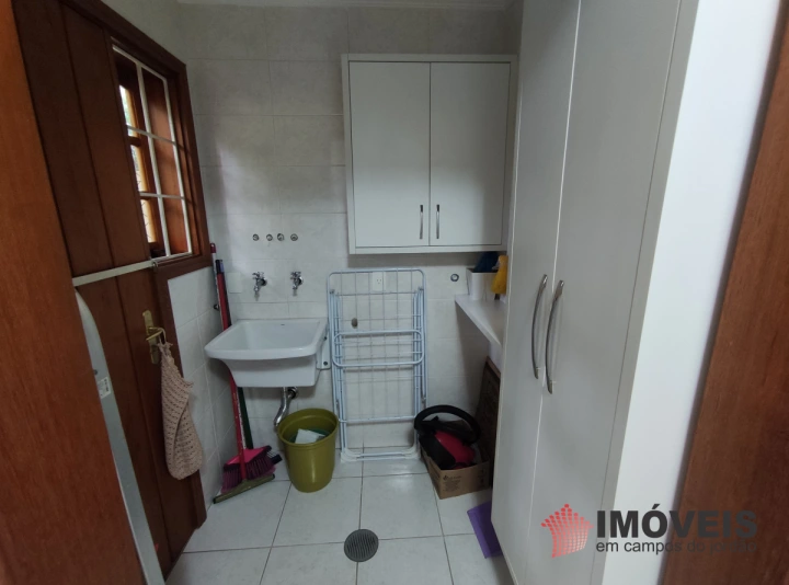 Apartamento Residencial para Venda - Campos do Jordão, Vila Capivari - REF: 2389 Imagem da galeria de fotos: Apartamento Residencial para Venda - Campos do Jordão, Vila Capivari - REF: 2389