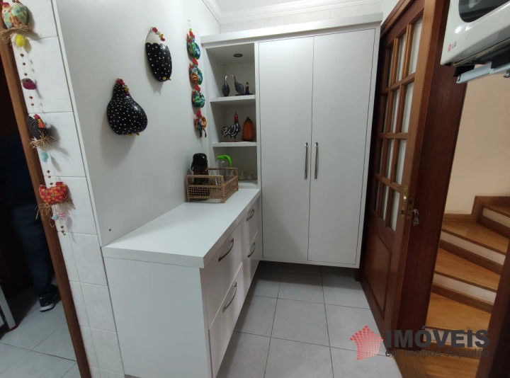 Apartamento Residencial para Venda - Campos do Jordão, Vila Capivari - REF: 2389 Imagem da galeria de fotos: Apartamento Residencial para Venda - Campos do Jordão, Vila Capivari - REF: 2389