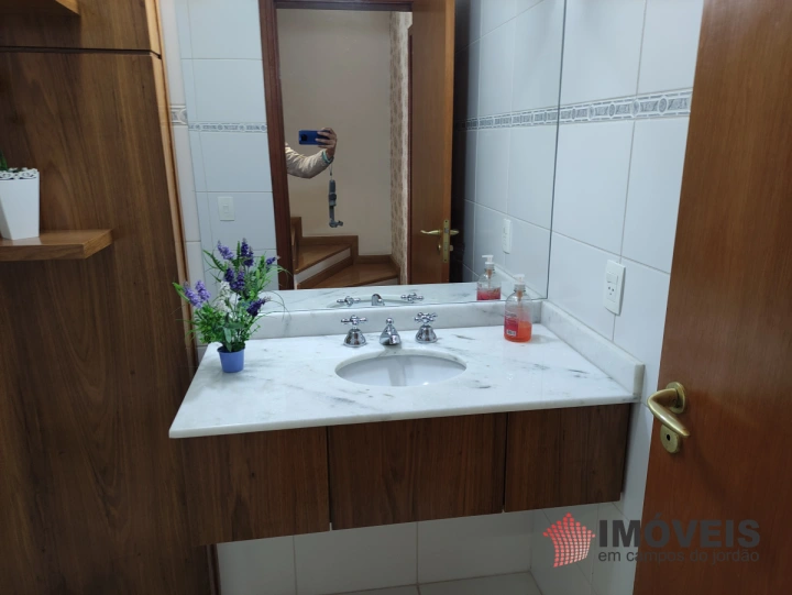 Apartamento Residencial para Venda - Campos do Jordão, Vila Capivari - REF: 2389 Imagem da galeria de fotos: Apartamento Residencial para Venda - Campos do Jordão, Vila Capivari - REF: 2389