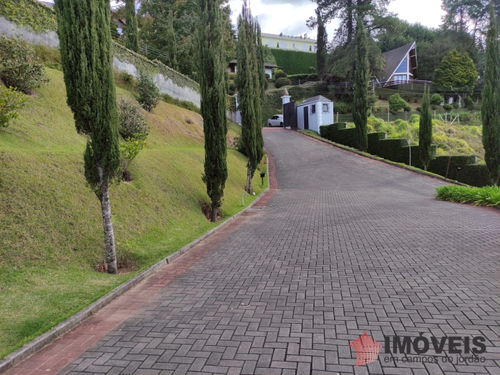 Casa Residencial para Venda - Campos do Jordão, Alto do Capivari - REF: 2390 Imagem da galeria de fotos: Casa Residencial para Venda - Campos do Jordão, Alto do Capivari - REF: 2390