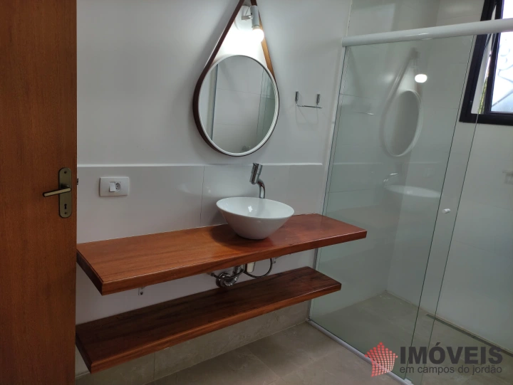 Casa Residencial para Venda - Campos do Jordão, Alto do Capivari - REF: 2390 Imagem da galeria de fotos: Casa Residencial para Venda - Campos do Jordão, Alto do Capivari - REF: 2390