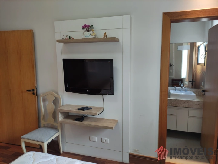 Casa Residencial para Venda - Campos do Jordão, Alto do Capivari - REF: 2390 Imagem da galeria de fotos: Casa Residencial para Venda - Campos do Jordão, Alto do Capivari - REF: 2390