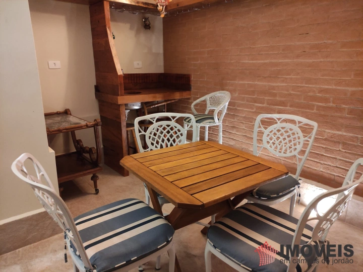 Casa Residencial para Venda - Campos do Jordão, Alto do Capivari - REF: 2390 Imagem da galeria de fotos: Casa Residencial para Venda - Campos do Jordão, Alto do Capivari - REF: 2390