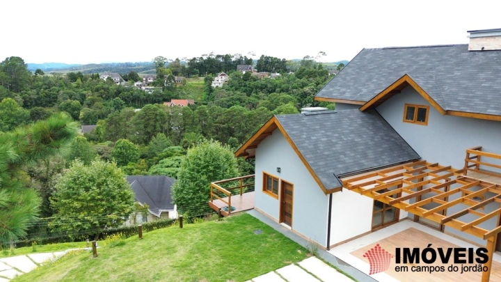 Casa Residencial para Venda - Campos do Jordão, Alto do Capivari - REF: 2393 Imagem da galeria de fotos: Casa Residencial para Venda - Campos do Jordão, Alto do Capivari - REF: 2393
