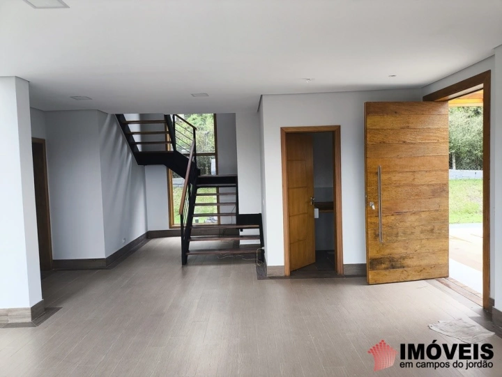 Casa Residencial para Venda - Campos do Jordão, Alto do Capivari - REF: 2393 Imagem da galeria de fotos: Casa Residencial para Venda - Campos do Jordão, Alto do Capivari - REF: 2393