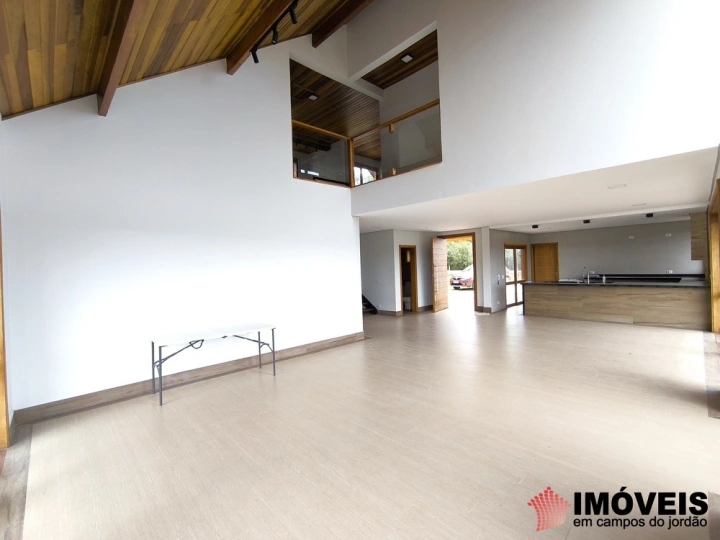 Casa Residencial para Venda - Campos do Jordão, Alto do Capivari - REF: 2393 Imagem da galeria de fotos: Casa Residencial para Venda - Campos do Jordão, Alto do Capivari - REF: 2393