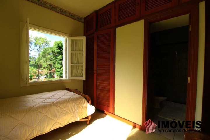 Imagem da galeria de fotos: Casa Residencial para Venda - Campos do Jordão, Vila Capivari - REF: 2402