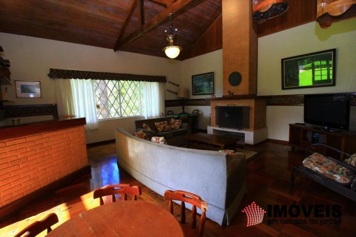Imagem da galeria de fotos: Casa Residencial para Venda - Campos do Jordão, Vila Capivari - REF: 2402