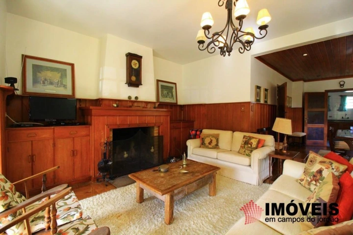 Imagem da galeria de fotos: Casa Residencial para Venda - Campos do Jordão, Vila Capivari - REF: 2402