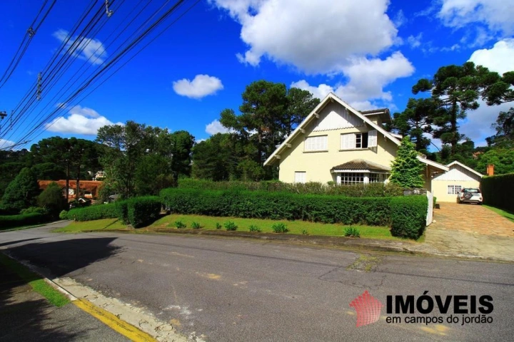 Imagem da galeria de fotos: Casa Residencial para Venda - Campos do Jordão, Vila Capivari - REF: 2402