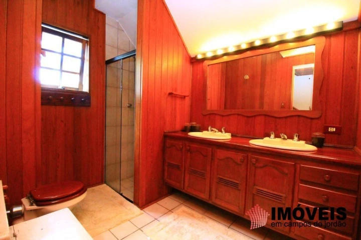 Imagem da galeria de fotos: Casa Residencial para Venda - Campos do Jordão, Vila Capivari - REF: 2402