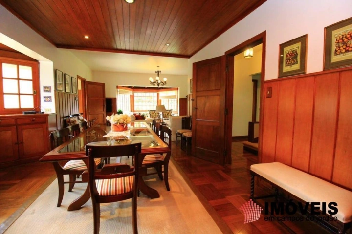 Imagem da galeria de fotos: Casa Residencial para Venda - Campos do Jordão, Vila Capivari - REF: 2402