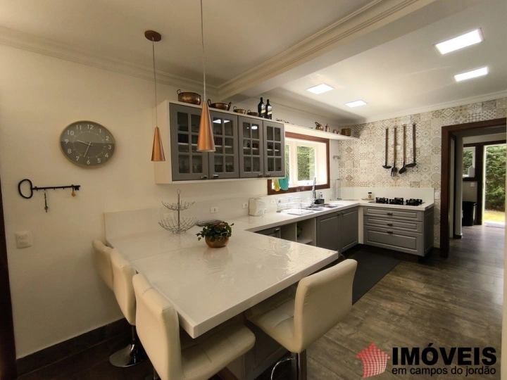 Casa Residencial para Venda - Campos do Jordão, Alto do Capivari - REF: 2433 Imagem da galeria de fotos: Casa Residencial para Venda - Campos do Jordão, Alto do Capivari - REF: 2433