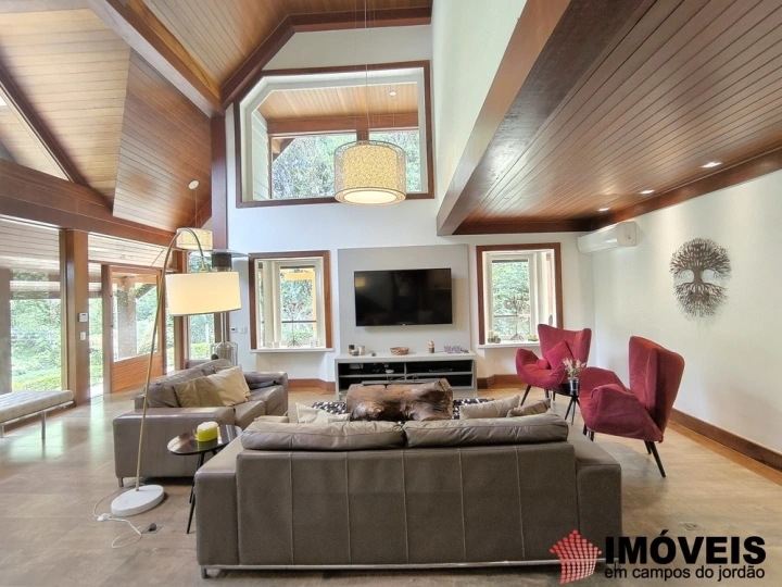 Casa Residencial para Venda - Campos do Jordão, Alto do Capivari - REF: 2433 Imagem da galeria de fotos: Casa Residencial para Venda - Campos do Jordão, Alto do Capivari - REF: 2433