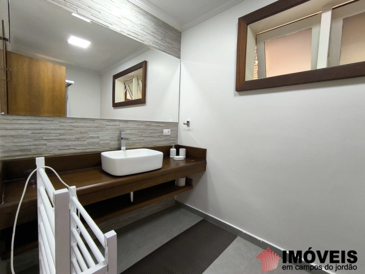 Casa Residencial para Venda - Campos do Jordão, Alto do Capivari - REF: 2433 Imagem da galeria de fotos: Casa Residencial para Venda - Campos do Jordão, Alto do Capivari - REF: 2433