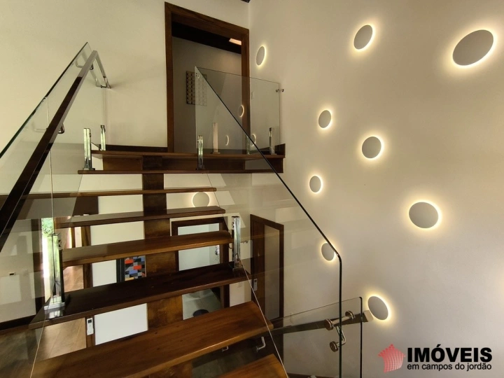 Casa Residencial para Venda - Campos do Jordão, Alto do Capivari - REF: 2433 Imagem da galeria de fotos: Casa Residencial para Venda - Campos do Jordão, Alto do Capivari - REF: 2433