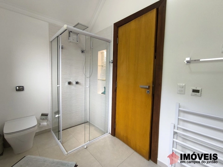 Casa Residencial para Venda - Campos do Jordão, Alto do Capivari - REF: 2433 Imagem da galeria de fotos: Casa Residencial para Venda - Campos do Jordão, Alto do Capivari - REF: 2433