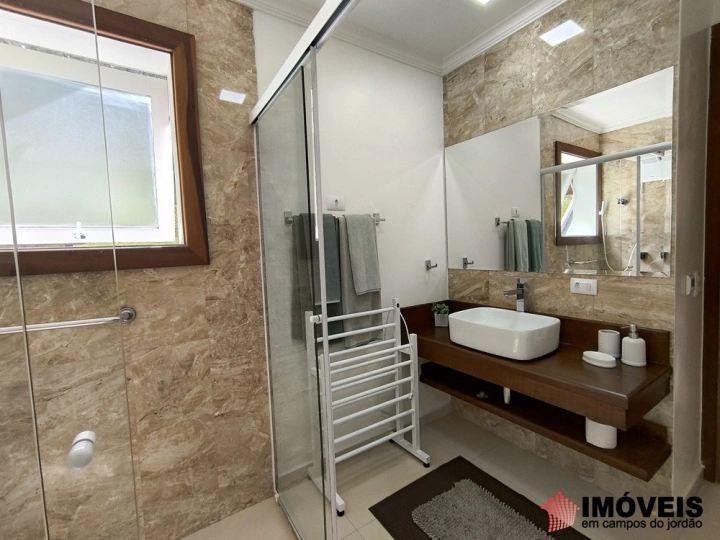 Casa Residencial para Venda - Campos do Jordão, Alto do Capivari - REF: 2433 Imagem da galeria de fotos: Casa Residencial para Venda - Campos do Jordão, Alto do Capivari - REF: 2433