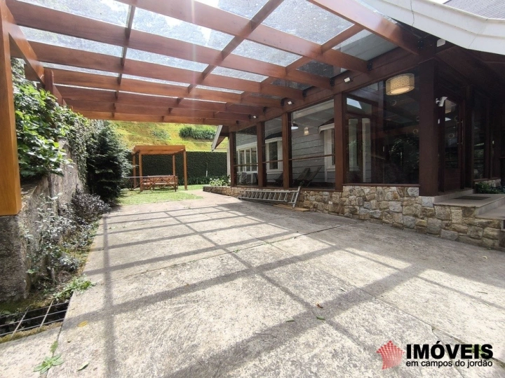 Casa Residencial para Venda - Campos do Jordão, Alto do Capivari - REF: 2433 Imagem da galeria de fotos: Casa Residencial para Venda - Campos do Jordão, Alto do Capivari - REF: 2433