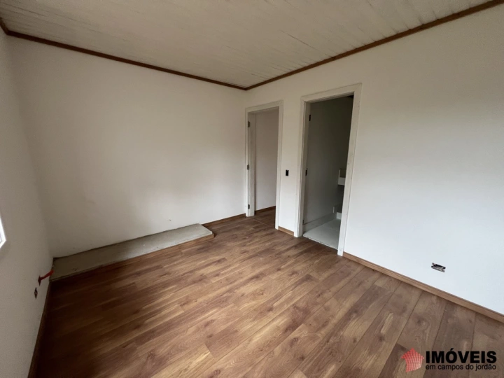 Casa Residencial para Venda - Campos do Jordão, Recanto das Araucárias - REF: 2480 Imagem da galeria de fotos: Casa Residencial para Venda - Campos do Jordão, Recanto das Araucárias - REF: 2480