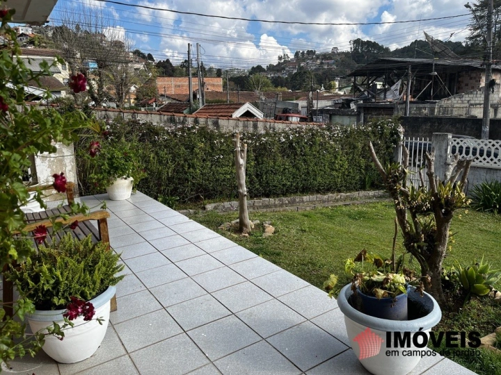 Imagem da galeria de fotos: Casa Residencial para Venda - Campos do Jordão, Vila Britânia - REF: 2512