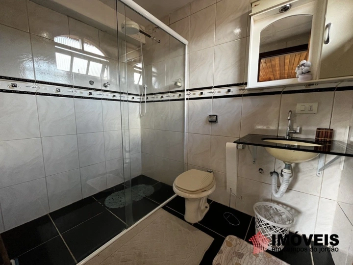 Imagem da galeria de fotos: Casa Residencial para Venda - Campos do Jordão, Vila Britânia - REF: 2512