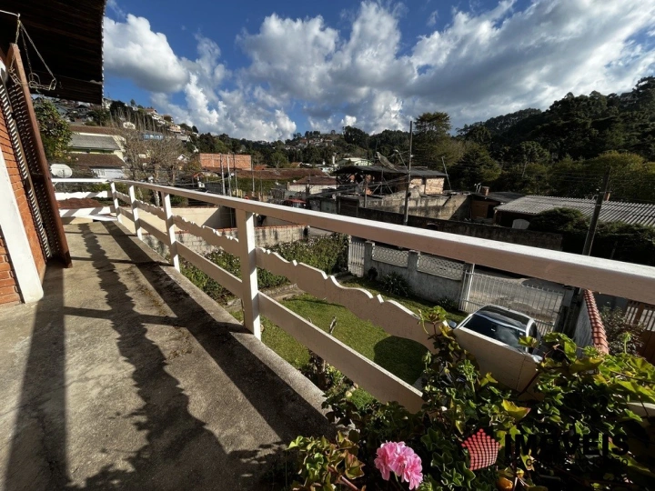 Imagem da galeria de fotos: Casa Residencial para Venda - Campos do Jordão, Vila Britânia - REF: 2512