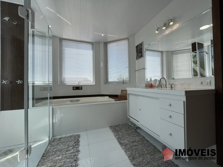 Casa Residencial para Venda - Campos do Jordão, Jardim Embaixador - REF: 2513 Imagem da galeria de fotos: Casa Residencial para Venda - Campos do Jordão, Jardim Embaixador - REF: 2513