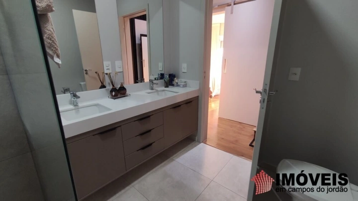 Casa Residencial para Venda - Campos do Jordão, Tremembé - REF: 2552 Imagem da galeria de fotos: Casa Residencial para Venda - Campos do Jordão, Tremembé - REF: 2552