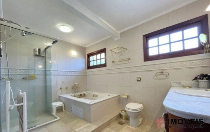 Casa Residencial para Venda - Campos do Jordão, Jardim Embaixador - REF: 2010 Imagem da galeria de fotos: Casa Residencial para Venda - Campos do Jordão, Jardim Embaixador - REF: 2010