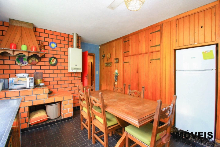 Casa Residencial para Venda - Campos do Jordão, Vila Capivari - REF: 2025 Imagem da galeria de fotos: Casa Residencial para Venda - Campos do Jordão, Vila Capivari - REF: 2025