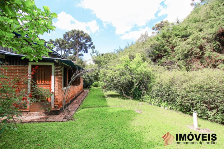 Casa Residencial para Venda - Campos do Jordão, Vila Capivari - REF: 2025 Imagem da galeria de fotos: Casa Residencial para Venda - Campos do Jordão, Vila Capivari - REF: 2025