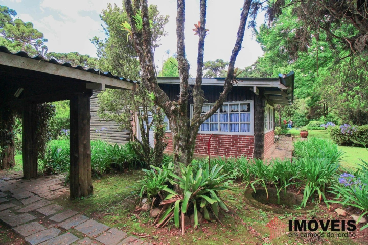 Casa Residencial para Venda - Campos do Jordão, Vila Capivari - REF: 2025 Imagem da galeria de fotos: Casa Residencial para Venda - Campos do Jordão, Vila Capivari - REF: 2025