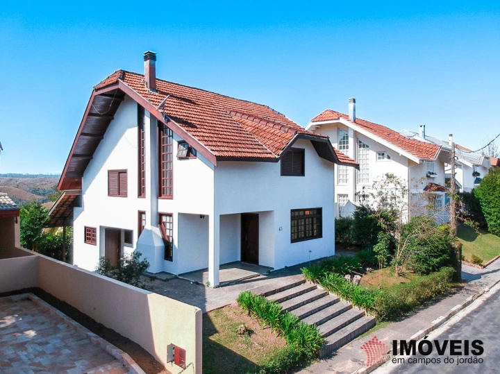 Casa Residencial para Venda - Campos do Jordão, Alto do Capivari - REF: 2053 Imagem da galeria de fotos: Casa Residencial para Venda - Campos do Jordão, Alto do Capivari - REF: 2053