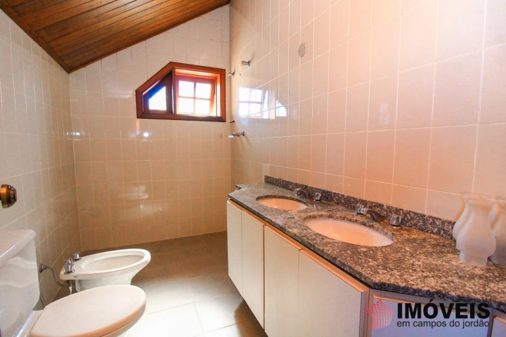 Casa Residencial para Venda - Campos do Jordão, Alto do Capivari - REF: 2053 Imagem da galeria de fotos: Casa Residencial para Venda - Campos do Jordão, Alto do Capivari - REF: 2053