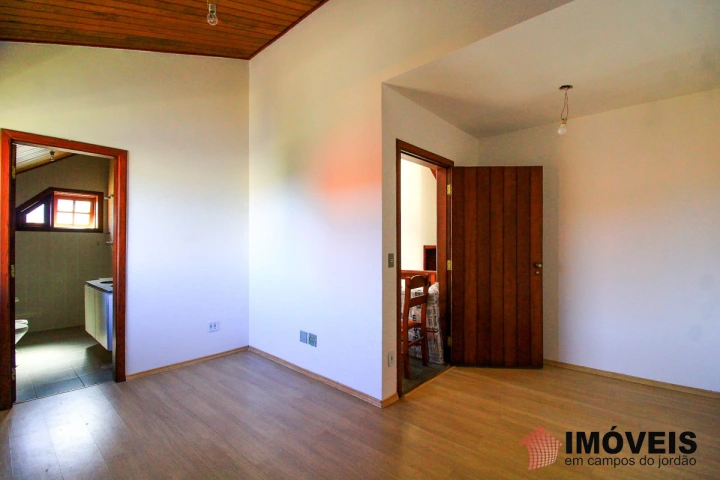 Casa Residencial para Venda - Campos do Jordão, Alto do Capivari - REF: 2053 Imagem da galeria de fotos: Casa Residencial para Venda - Campos do Jordão, Alto do Capivari - REF: 2053