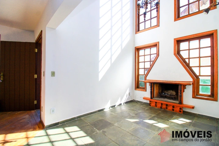 Casa Residencial para Venda - Campos do Jordão, Alto do Capivari - REF: 2053 Imagem da galeria de fotos: Casa Residencial para Venda - Campos do Jordão, Alto do Capivari - REF: 2053