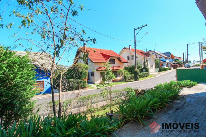 Casa Residencial para Venda - Campos do Jordão, Alto do Capivari - REF: 2053 Imagem da galeria de fotos: Casa Residencial para Venda - Campos do Jordão, Alto do Capivari - REF: 2053