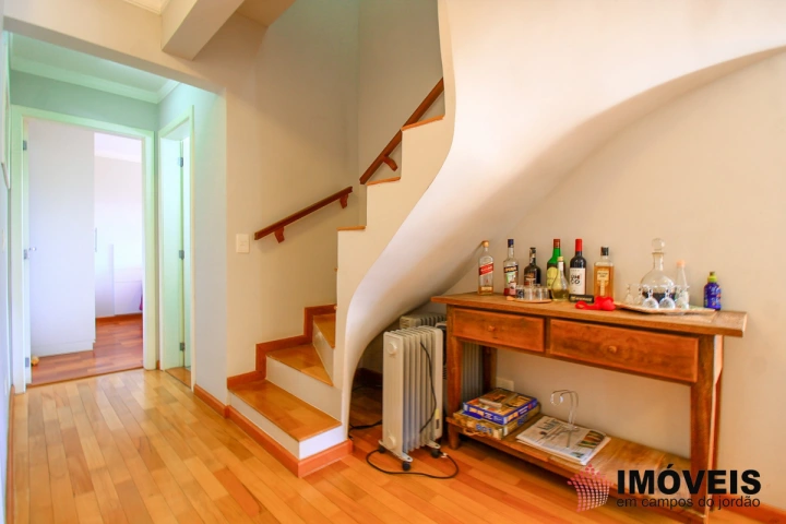 Apartamento Residencial para Venda - Campos do Jordão, Vila Capivari - REF: 2063 Imagem da galeria de fotos: Apartamento Residencial para Venda - Campos do Jordão, Vila Capivari - REF: 2063