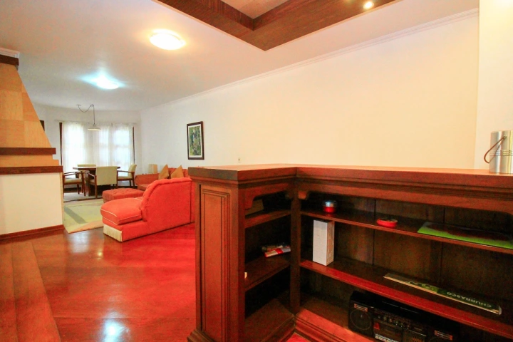 Apartamento Residencial para Venda - Campos do Jordão, Vila Capivari - REF: 2076 Imagem da galeria de fotos: Apartamento Residencial para Venda - Campos do Jordão, Vila Capivari - REF: 2076