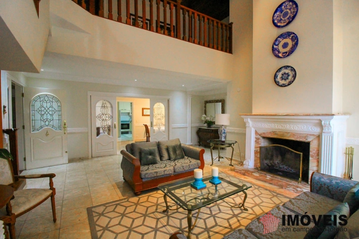 Apartamento Residencial para Venda - Campos do Jordão, Vila Capivari - REF: 2088 Imagem da galeria de fotos: Apartamento Residencial para Venda - Campos do Jordão, Vila Capivari - REF: 2088