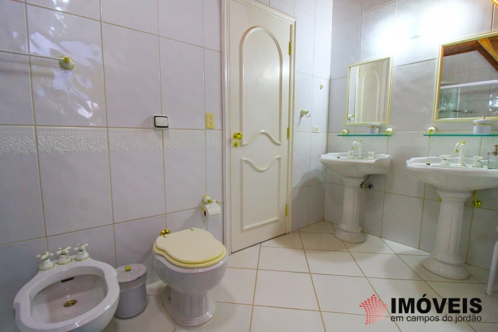 Apartamento Residencial para Venda - Campos do Jordão, Vila Capivari - REF: 2088 Imagem da galeria de fotos: Apartamento Residencial para Venda - Campos do Jordão, Vila Capivari - REF: 2088