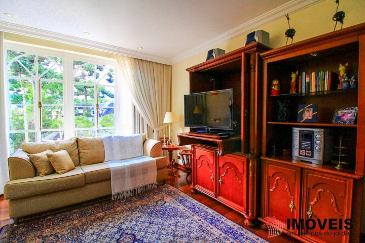 Apartamento Residencial para Venda - Campos do Jordão, Vila Capivari - REF: 2089 Imagem da galeria de fotos: Apartamento Residencial para Venda - Campos do Jordão, Vila Capivari - REF: 2089