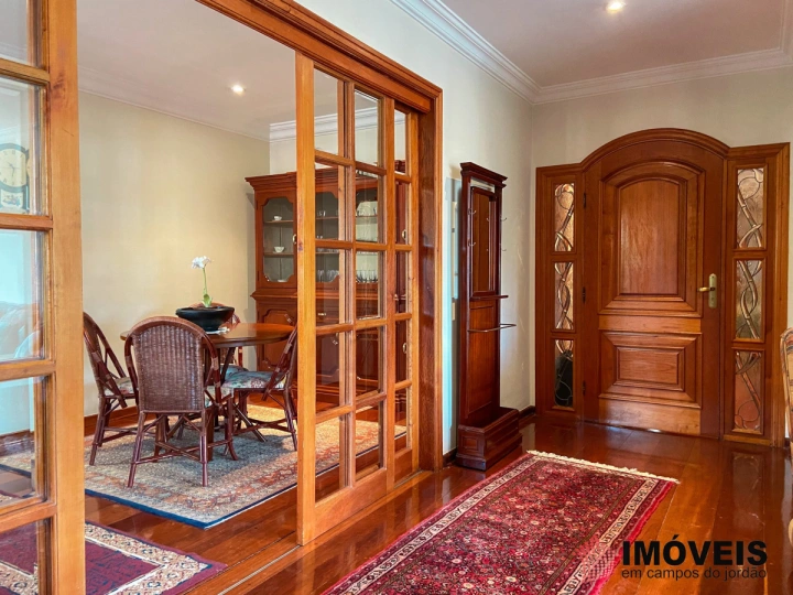 Apartamento Residencial para Venda - Campos do Jordão, Vila Capivari - REF: 2092 Imagem da galeria de fotos: Apartamento Residencial para Venda - Campos do Jordão, Vila Capivari - REF: 2092