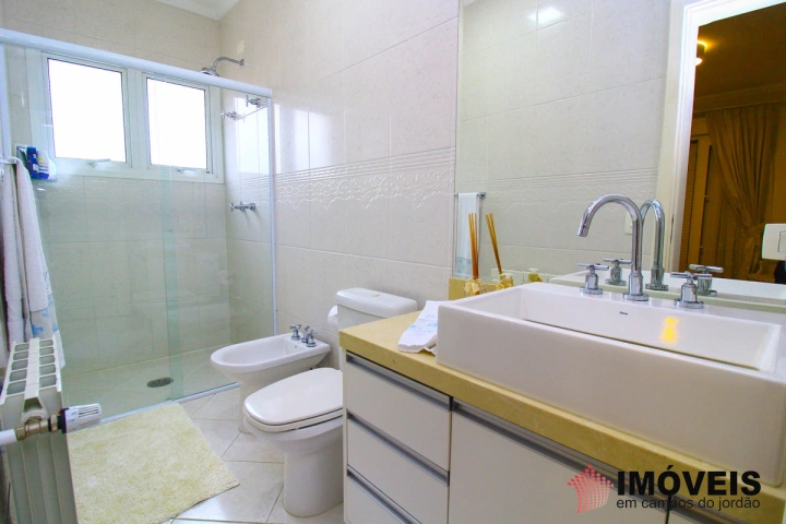 Apartamento Residencial para Venda - Campos do Jordão, Vila Capivari - REF: 2100 Imagem da galeria de fotos: Apartamento Residencial para Venda - Campos do Jordão, Vila Capivari - REF: 2100